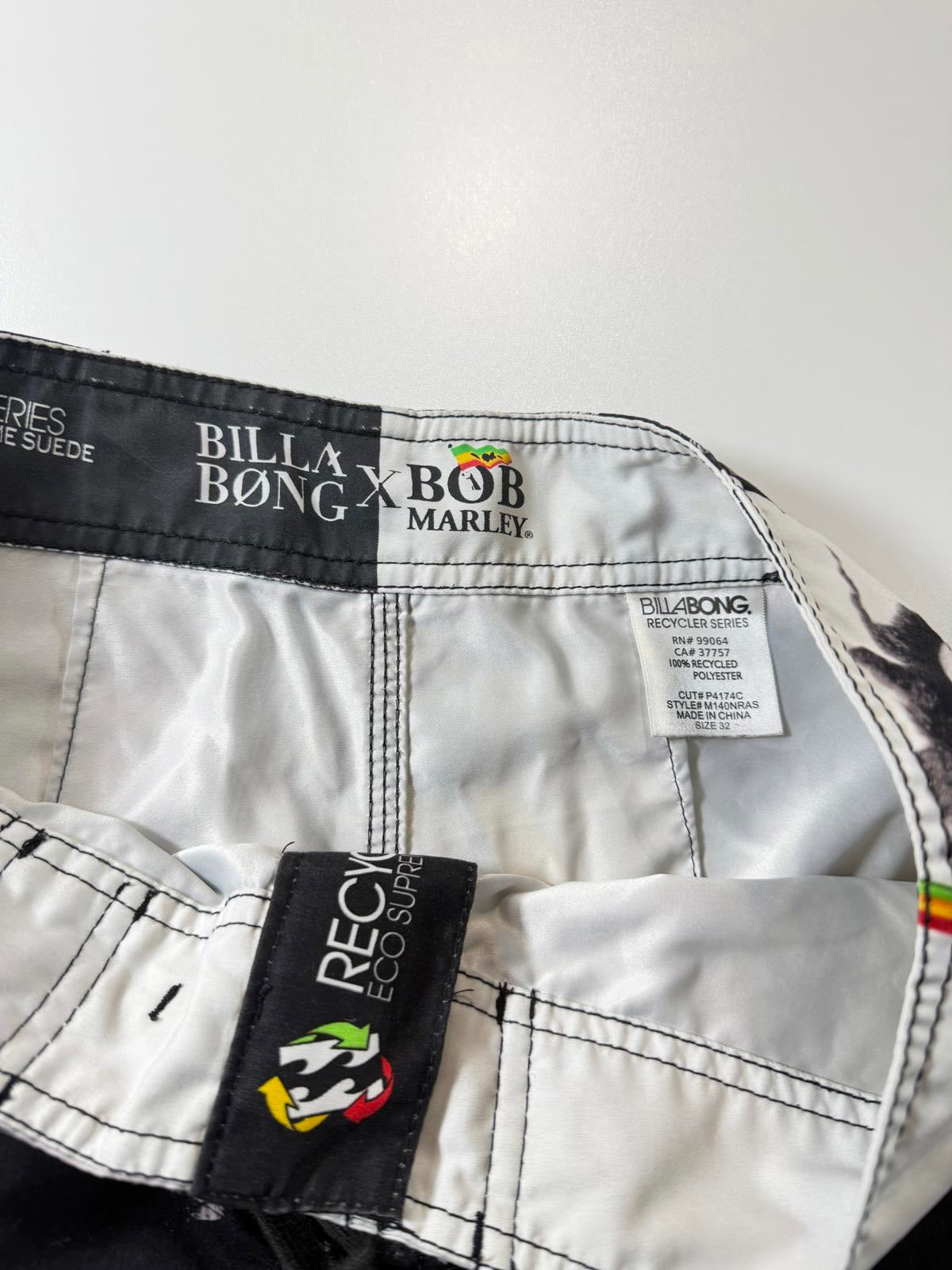 Billabong x Bob Marley Black and White Board Shorts M