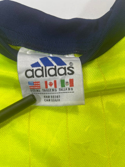 Adidas Vintage Yellow and Black T-Shirt XL