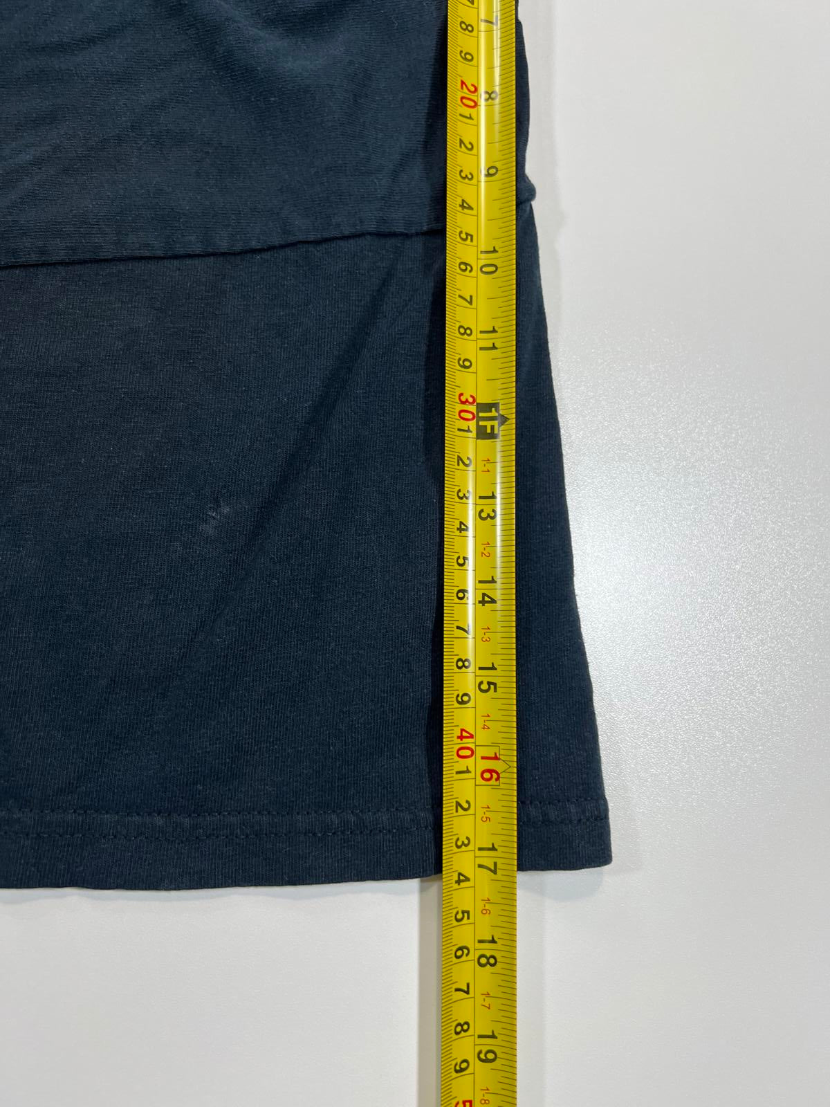 Darius Rucker 'Learn to Live' Graphic T-Shirt XL