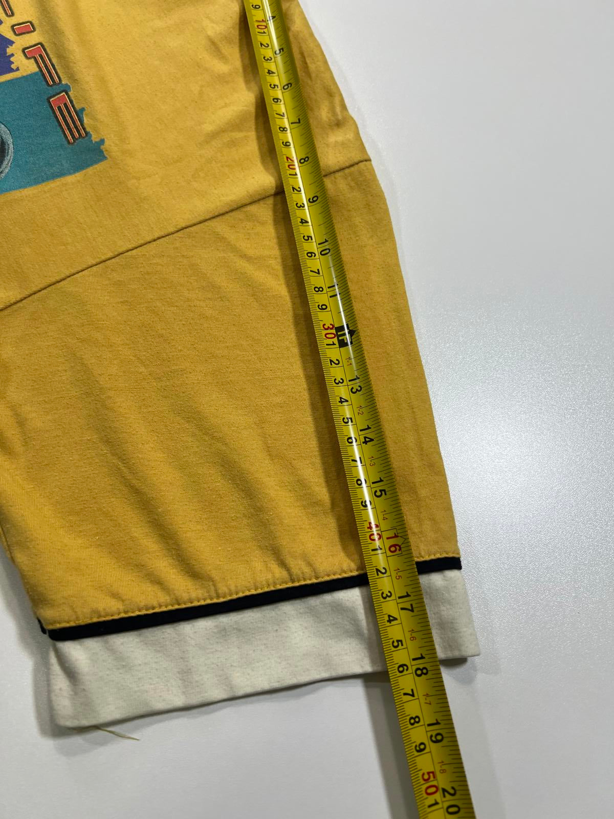 Westlife 2003 World Tour Vintage Yellow Graphic T-Shirt